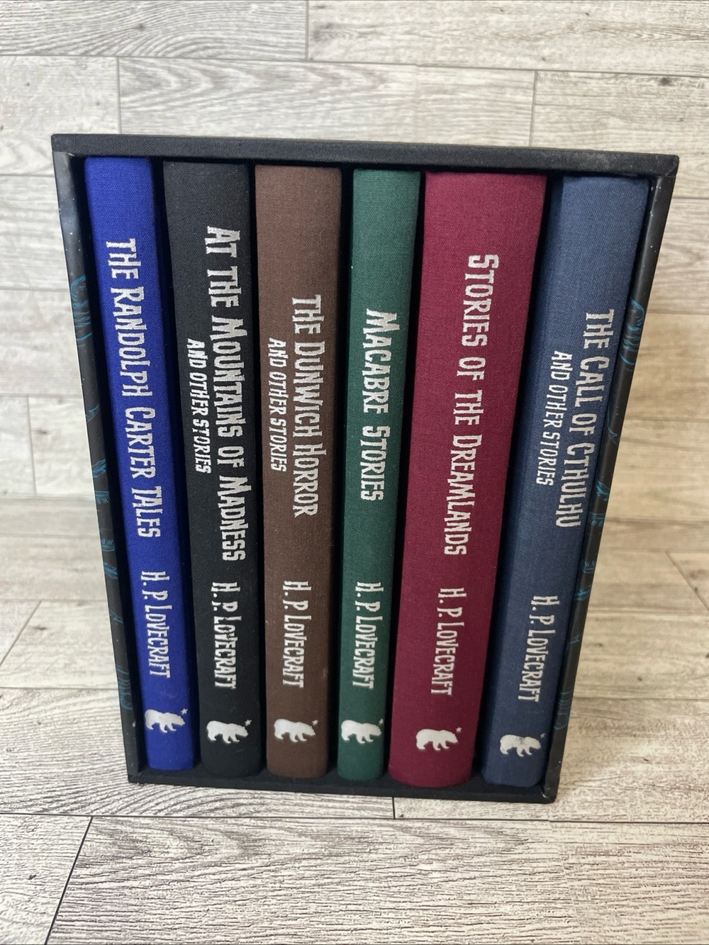 H.P. Lovecraft Clothbound Hardcover Set - Multicolor Spines